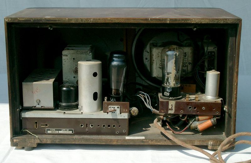 Datei:D 1942 Mende MS200W Innen.jpg