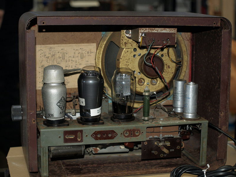 Datei:D 1948 Lumophon WD361 Chassis.jpg