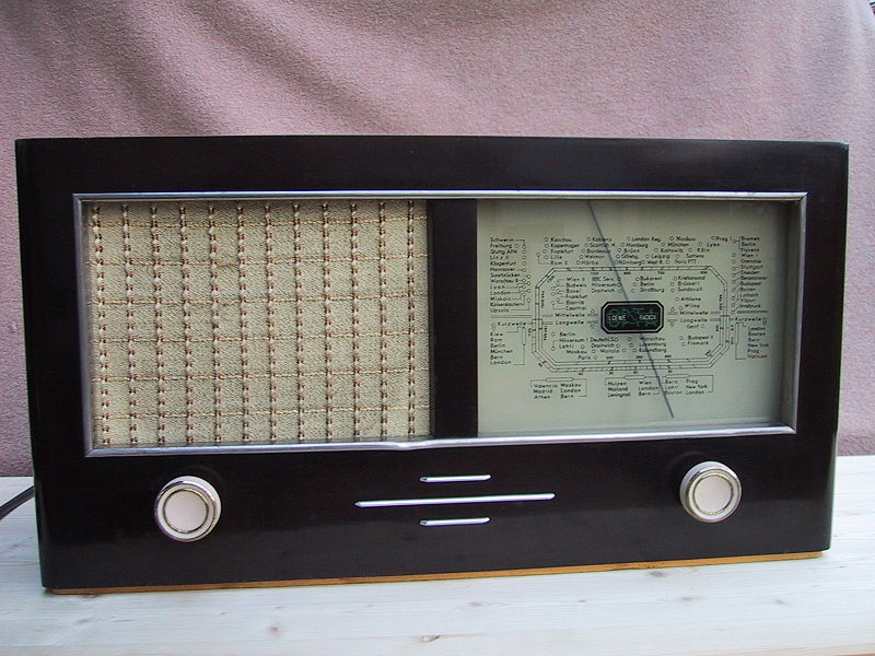 Datei:D 1949 Loewe Meteor 449W Bild.jpg
